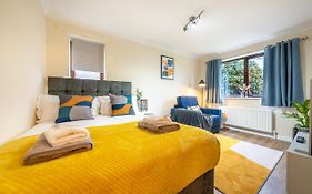 Grange Studio Apartment - Heathrow